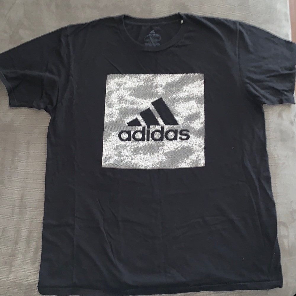 Adidas t-shirt